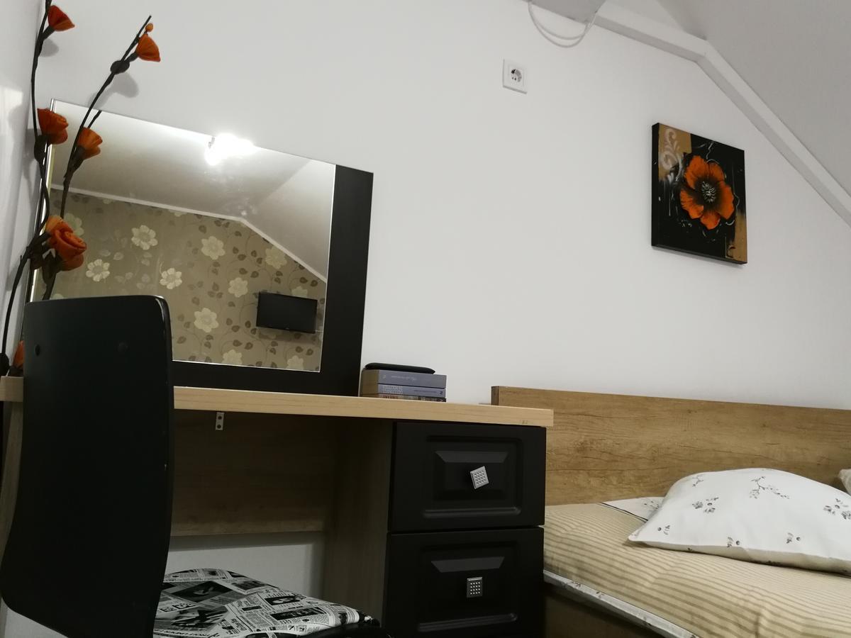 House Apartment Minerilor Cluj-Napoca Buitenkant foto